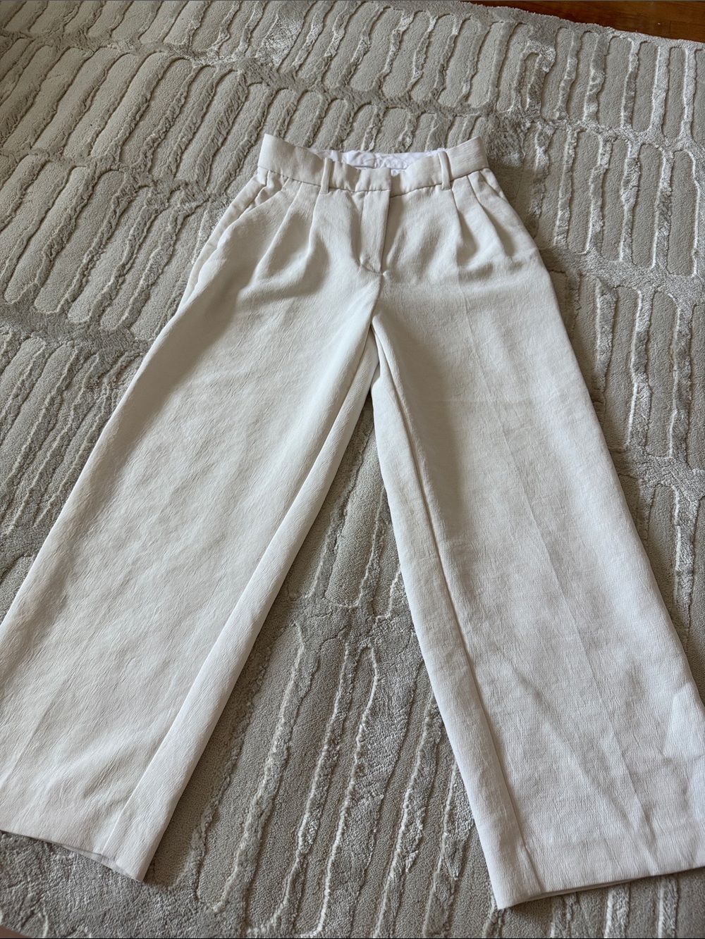 Aritzia Effortless Pants Crepette Light Birch